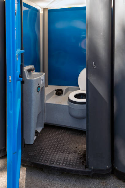 Best Portable bathroom rental  in Oceanside, CA